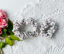 Load image into Gallery viewer, Scrunchie- Girl and Doll set