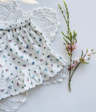 Load image into Gallery viewer, Ruffle Short