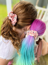 Load image into Gallery viewer, Scrunchie- Girl and Doll set