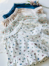 Load image into Gallery viewer, Ruffle Short