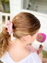 Load image into Gallery viewer, Scrunchie- Girl and Doll set