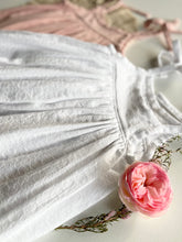 Load image into Gallery viewer, Cloe