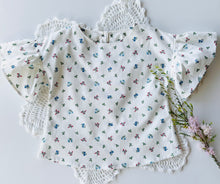 Load image into Gallery viewer, Ruffle Blouse