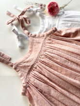 Load image into Gallery viewer, Cloe