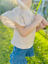 Load image into Gallery viewer, Ruffle Blouse