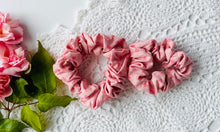 Load image into Gallery viewer, Scrunchie- Girl and Doll set