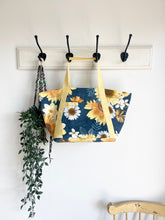 Load image into Gallery viewer, Saturday Summer Series