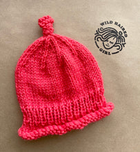 Load image into Gallery viewer, Hand knit baby hat