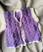 Load image into Gallery viewer, Hand knit cardigan