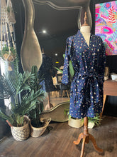 Load image into Gallery viewer, Mama Robe