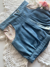 Load image into Gallery viewer, Stella Short