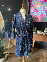 Load image into Gallery viewer, Mama Robe