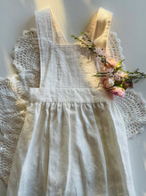 Load image into Gallery viewer, Stina