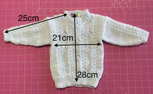 Load image into Gallery viewer, Hand knit cardigan