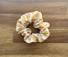 Load image into Gallery viewer, Scrunchie