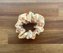 Load image into Gallery viewer, Scrunchie