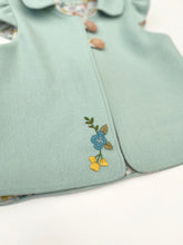 Load image into Gallery viewer, Pixie Vest