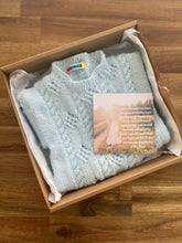 Load image into Gallery viewer, Hand knit cardigan