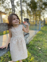 Load image into Gallery viewer, Nellie