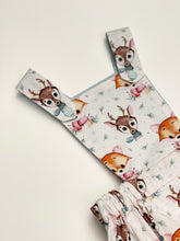 Load image into Gallery viewer, Fawn Christmas Shortie