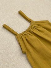 Load image into Gallery viewer, Harlow